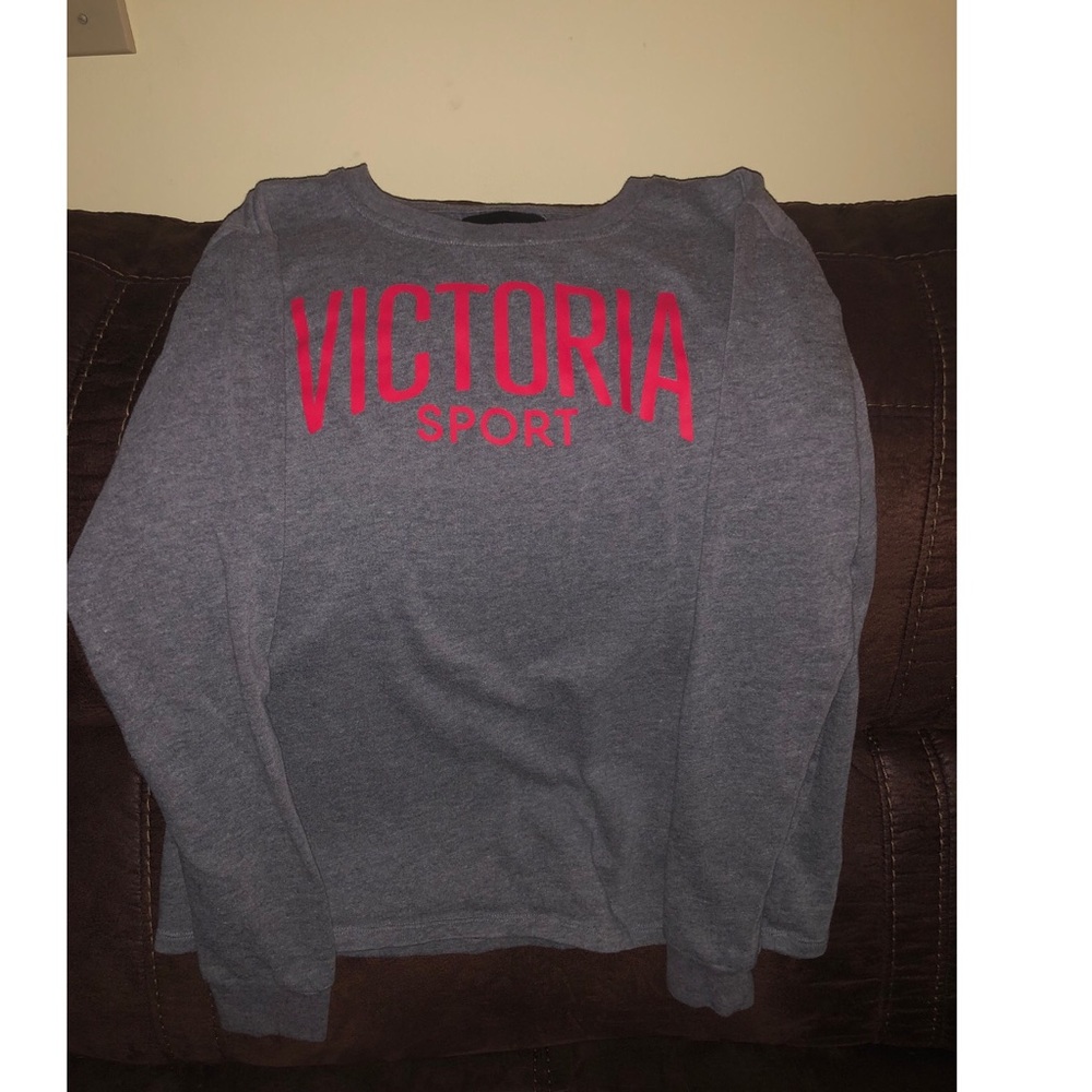 VS crew neck sweatshirt